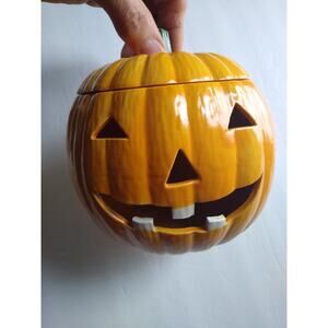 Vintage Ceramic Jack O' Lantern Halloween Pumpkin & Lid Hole In Back For Light